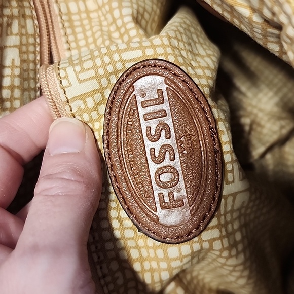 FOSSIL VINTAGE CANVAS MESSENGER BAG - Picture 10 of 16